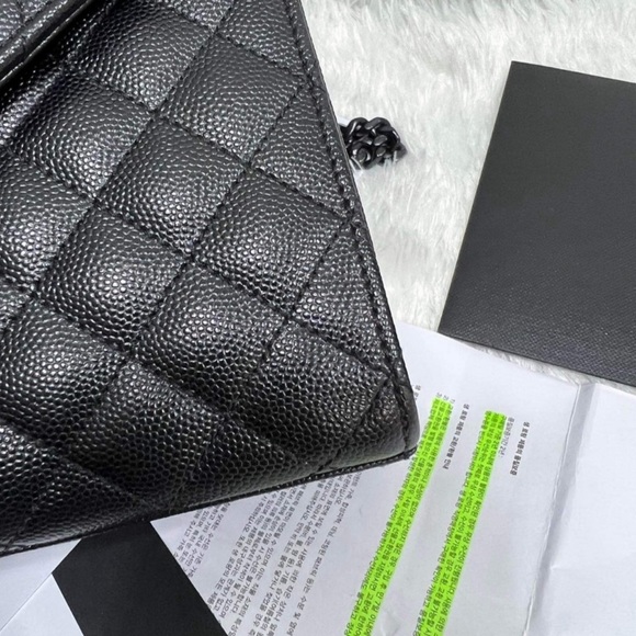 A107- ๐ฏ % authentic YLS Envelope Medium chain shoulder bag - Picture 8 of 17